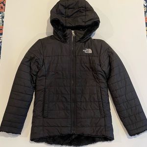 The North Face Girl’s size Small (6/7) black winter coat